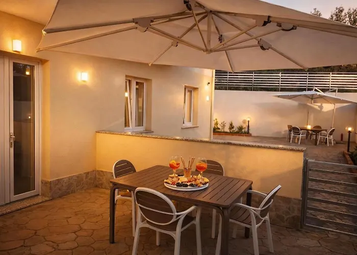 La Playa Del Sol 2 *